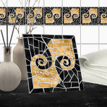 Griechisch zerbrochene Tile-Mosaik-Schwarz und Gol Fliese<br><div class="desc">Griechisch zerbrochene Tile-Mosaik-Schwarz und Gold</div>