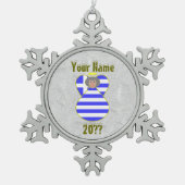 Griechische Angelfahne Grauhaar Schneeflocken Zinn-Ornament (Vorderseite)