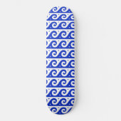 Griechischer Fret, Mittelmeer-Wellenmuster, Blau Skateboard (Vorderseite)