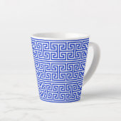 Griechischer Meander Key Square H Pattern Blau Milchtasse (Rechte Ecke)