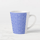 Griechischer Meander Key Square H Pattern Blau Milchtasse (Rechts)