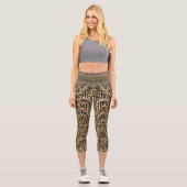 Griechischer Meander Key Square H Pattern Brown Capri Leggings (Vorderseite)