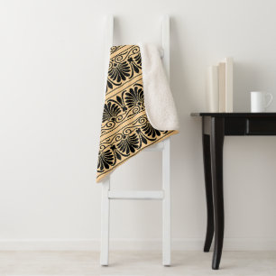Griechisches mediterranes Arabeskenmuster Braun Sherpadecke