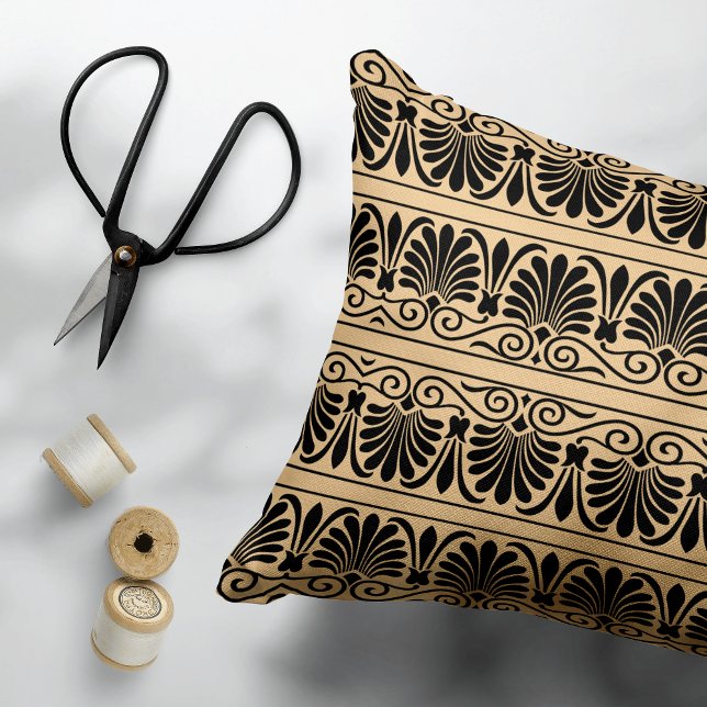 Griechisches Mittelmeer Arabeske Muster Brown Dekokissen (Von Creator hochgeladen)