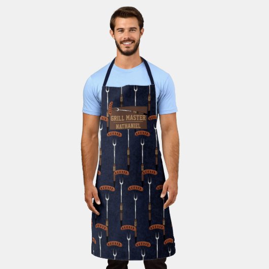 Grill Master Navy Blue Sausage Grillgabel Name Schürze (Getragen)