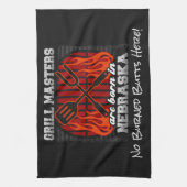 Grill Masters sind in Nebraska Geboren und fügen e Geschirrtuch (Vertikal)
