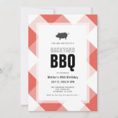 GRILLEN Pig Roast Red Gingham Adult Birthday Einladung (Vorderseite)