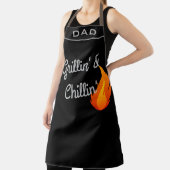 Grillen und Abkühlen am personalisierten Vatertag Schürze (InSitu)