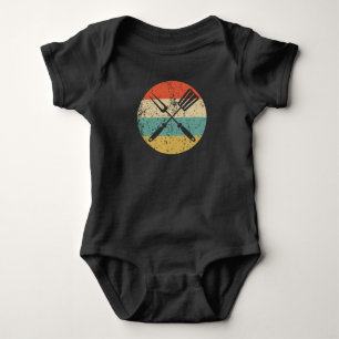 Grillen von Retro-Spatula und Gabel-Symbol Baby Strampler