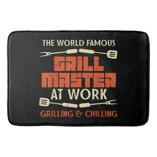 Grillmeister bei der Arbeit Grillabkühlung Funny G Badematte (Vorderseite)