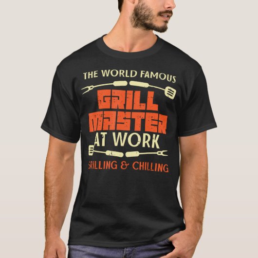 Grillmeister bei der Arbeit Grillabkühlung Funny G T-Shirt (Vorderseite)