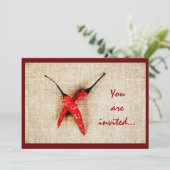 Grillplatz mit rotem Chili Paprikaschoten Einladung (Stehend Vorderseite)