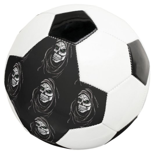 Grimmiger Sensenmann Halloween Schädeldesign Fußball (Dreiviertel)