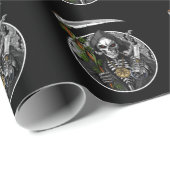 Grimmiger Sensenmann rauchend Unkraut beängstigend Geschenkpapier (Rolleneckpunkt)