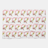 Grinch Blowing the Merry Grinchmas Horn Geschirrtuch (Horizontal)