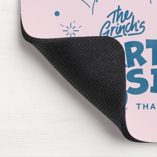 Grinch's Heart wuchs um 3 Größen Mousepad (Ecke)