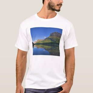 Grinnel Point und Allen Mountains reflektieren in T-Shirt