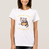Grinnin' like possum eatin' a sweet tutter T-Shirt (Vorderseite)