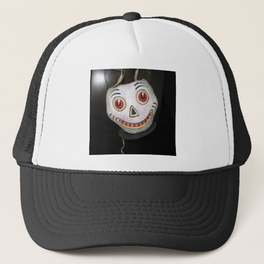 Grinning Ghoul Truckerkappe (Vorderseite)