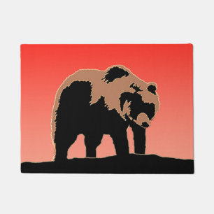 Grizzi Bär bei Sunset - Ursprüngliche Wildnis Fußmatte