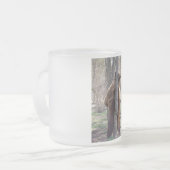 Grizzlybär, der ein Jucken verkratzt Mattglastasse (Vorderseite Links)