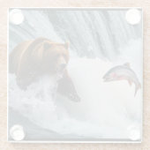 Grizzlybär fängt Lachs Glasuntersetzer (Rückseite)