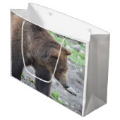 Grizzlybär Große Geschenktüte (Vorderseite Schrägansicht)