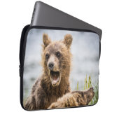 Grizzy Cubs suchen nach ihrer Mutter Laptopschutzhülle (Vorne Rechts)