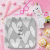 Grob werden mit meiner Liebe, graue Weiße Herzen H Pappteller (Party)