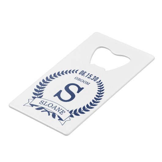 Groom Initial Geldbeutel Flaschenöffner (Rückseite Schrägansicht)