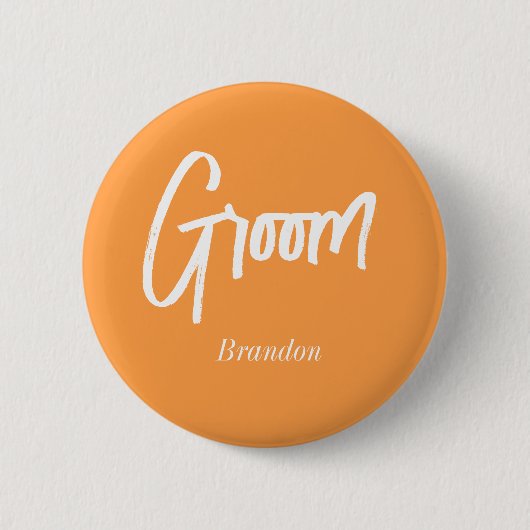Groom Orange White Script Wedding Button (Vorderseite)