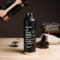 Groom Team favorisiert Schwarz-weiße Typografie
