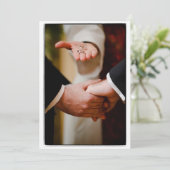 Grooms Gay Wedding Commitment LIEBE Card Einladung (Stehend Vorderseite)