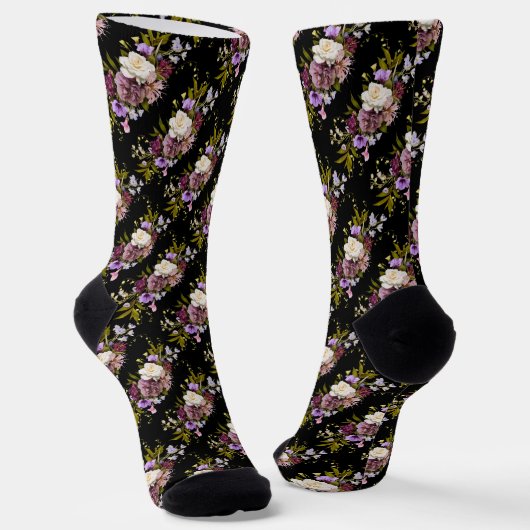 Grooms Lila Blumenbouquet auf Black Socken (Gewinkelt)