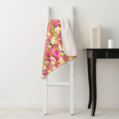 grooviges rosa Blumenmuster Sherpadecke (Beispiel)