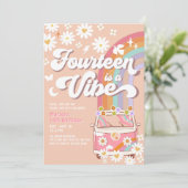 Groovy 14. Hippie Vibe Pink Daisy Geburtstag Einladung (Stehend Vorderseite)
