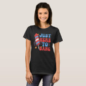 Groovy 4th Of July Just Here to Bang Fireworks Men T-Shirt (Vorne ganz)