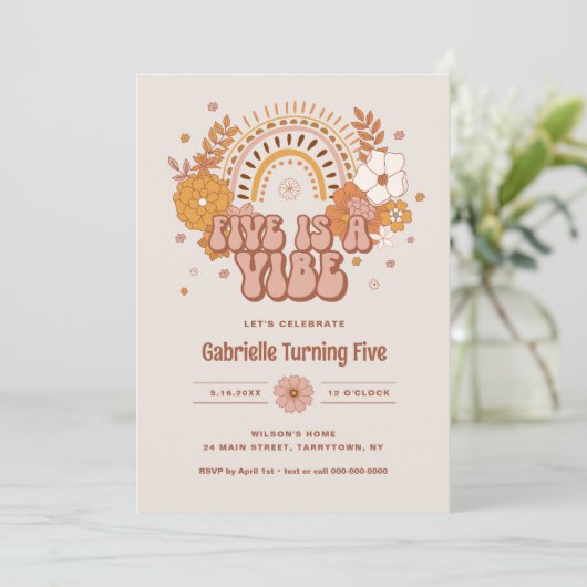 Groovy 5. Geburtstag Einladung (Stehend Vorderseite)