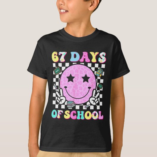 Groovy 67 Days Of School Smile Face Teacher Kids W T-Shirt (Vorderseite)