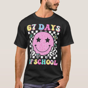 Groovy 67 Schultage Smiley Gesicht Lehrer Kinder W T-Shirt