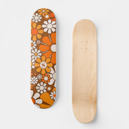 Groovy 70er Retro Blume Brown & Orange w/Initial Skateboard