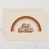 Groovy 70er Typografie Retro Terracotta Rainbow Save The Date (Vorne/Hinten)