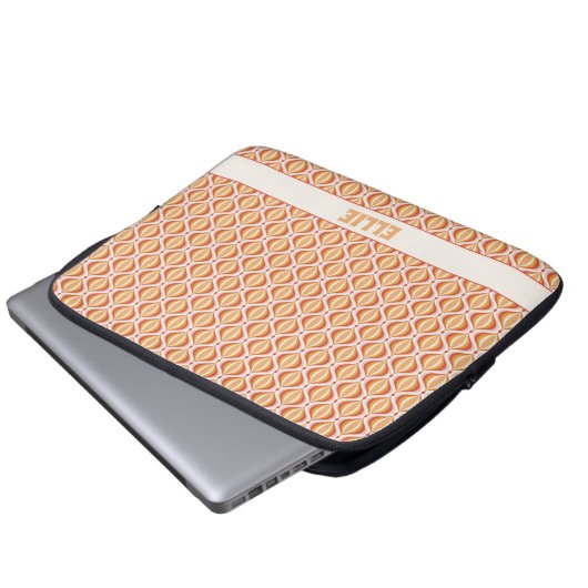 Groovy, 70s style patterned  laptopschutzhülle (Vorne Knopf)