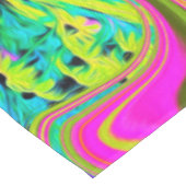 Groovy Abstrakt Pink und Türkis Swirl Tischdecke (Schrägansicht)