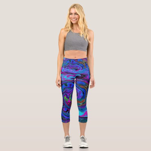 Groovy Abstrakt Retro Blau und Lila Swirl Capri Leggings (Vorderseite)