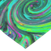 Groovy Abstrakt Retro Green und Magenta Swirl Tischdecke (Schrägansicht)