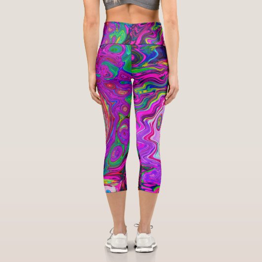 Groovy Abstrakt Retro Magenta Rainbow Swirl Capri Leggings (Rückseite)