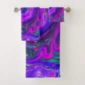 Groovy Abstrakt Retro Magenta und Lila Swirl Badhandtuch Set (Insitu)