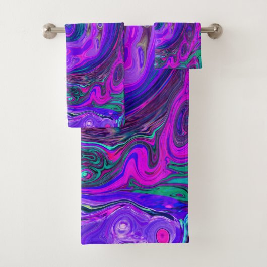 Groovy Abstrakt Retro Magenta und Lila Swirl Badhandtuch Set (Insitu)