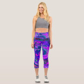 Groovy Abstrakt Retro Magenta und Lila Swirl Capri Leggings (Vorderseite)